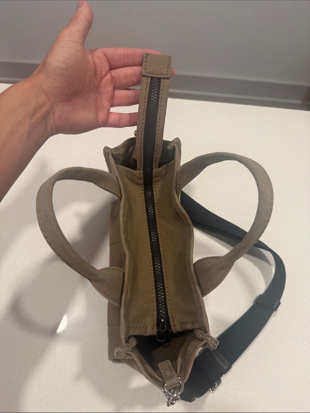 Marc Jacobs Olive Green Mini Tote Bag with Logo Print - Picture 3 of 7